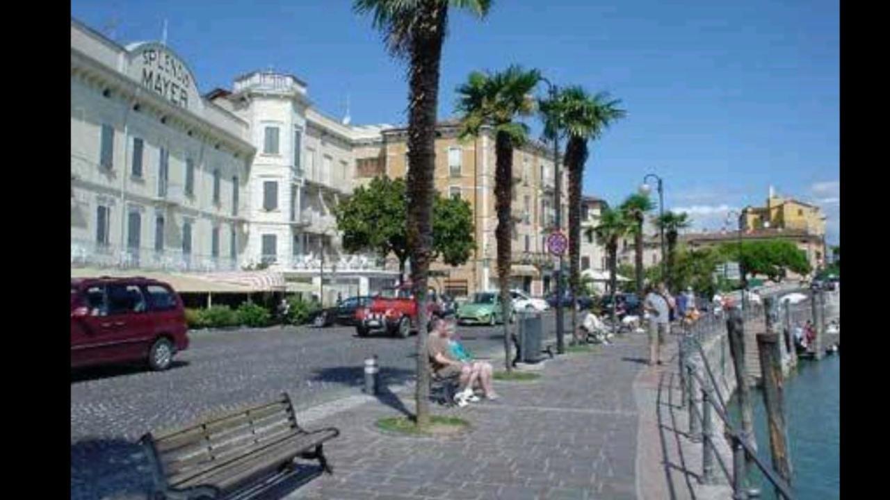 Апартаменты Casa Dell' Ulivo Дезенцано-дель-Гарда Экстерьер фото